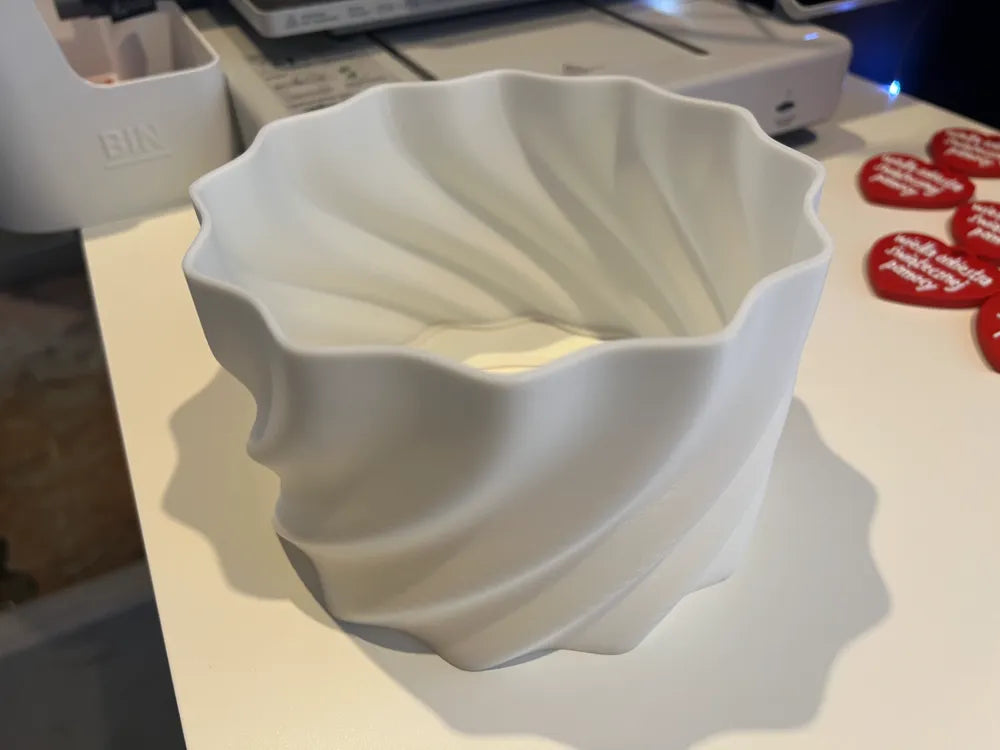 AuraTwist Sculptural Table Lamp
