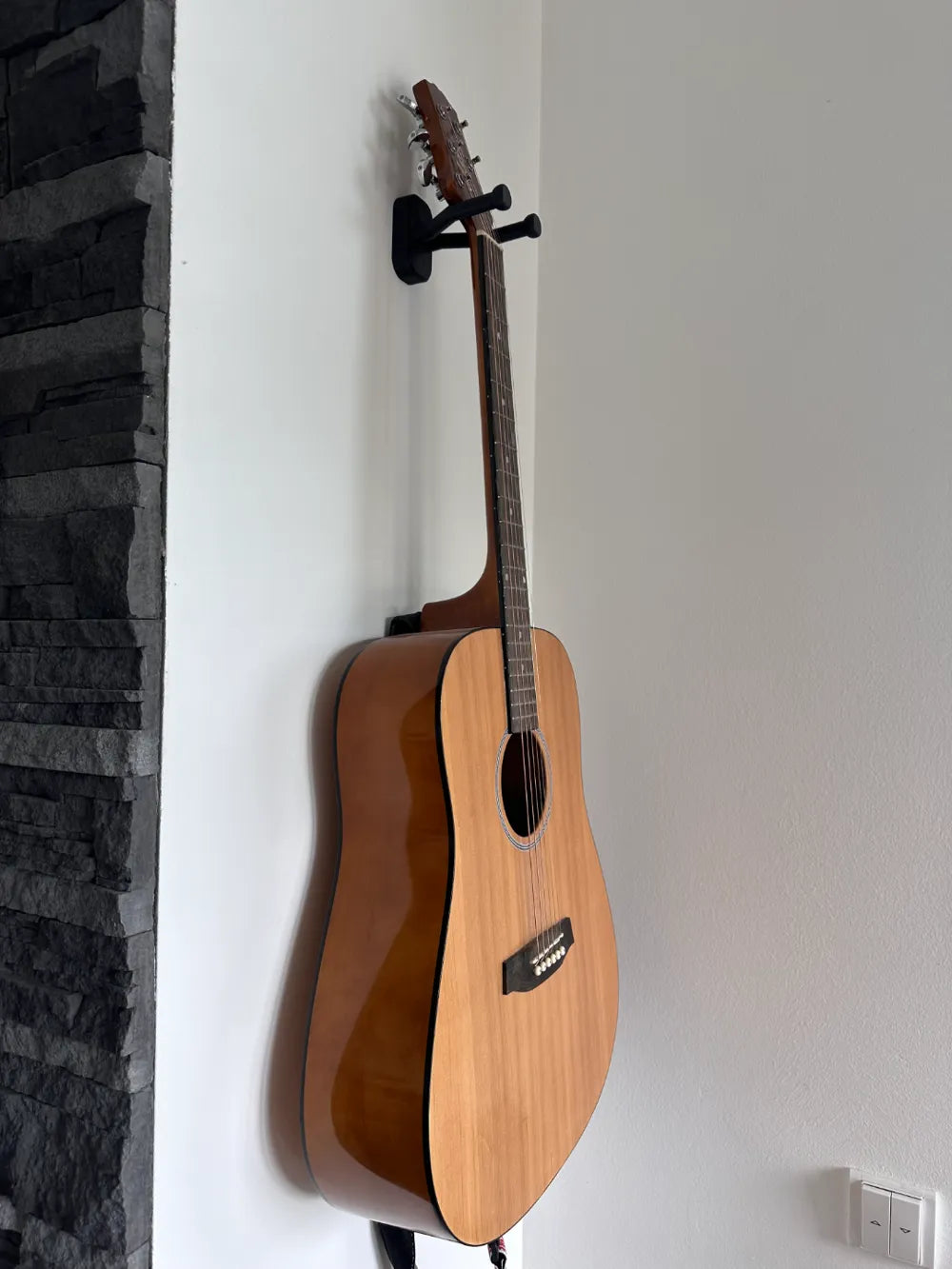V Type Wall Mount Guitar Holder – Where Style Meets Function