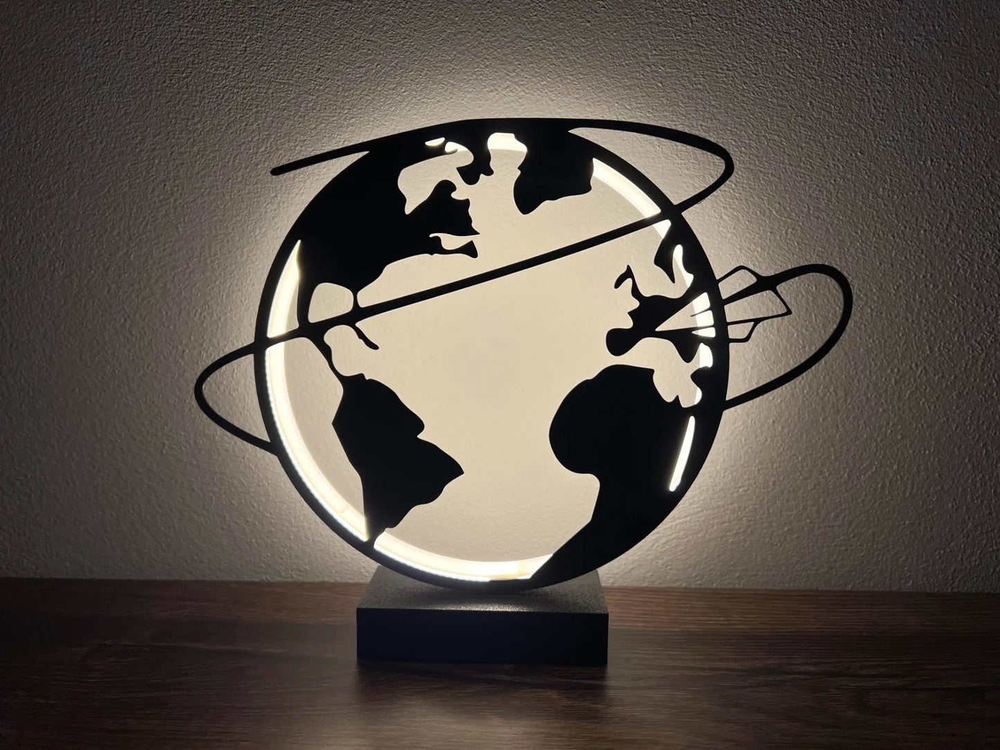 LunaRIng Lamp with Panels