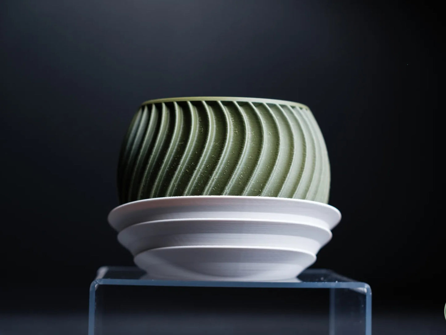 Sonar Planter – Modern Eco-Friendly Spiral Planter