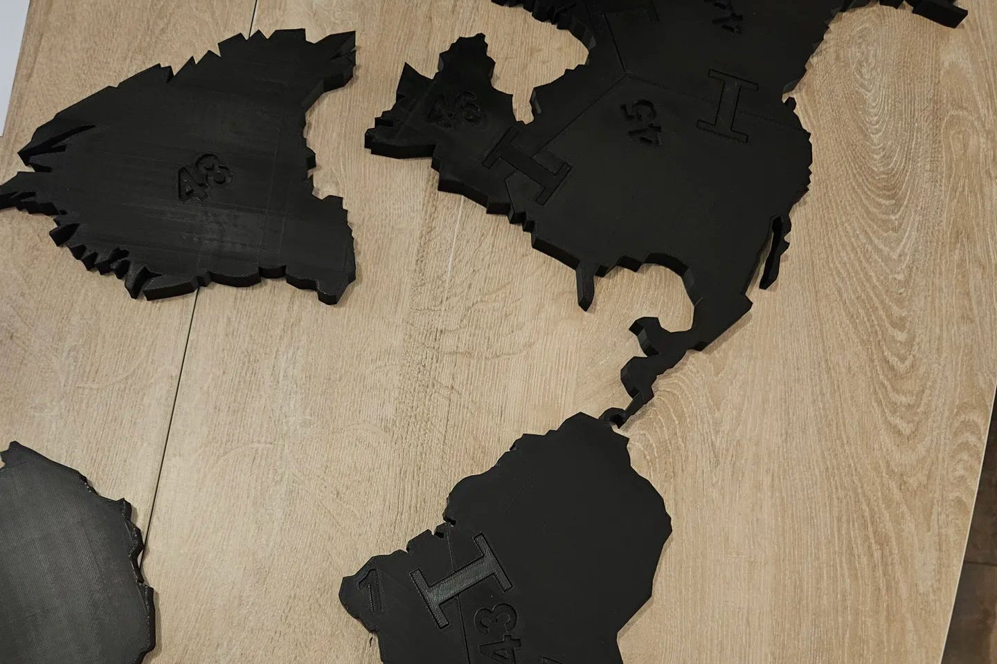 World GeoSculpt 3D Wall Map – Premium Black Edition