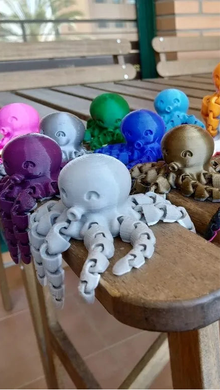 Octopus Articulated Keychain