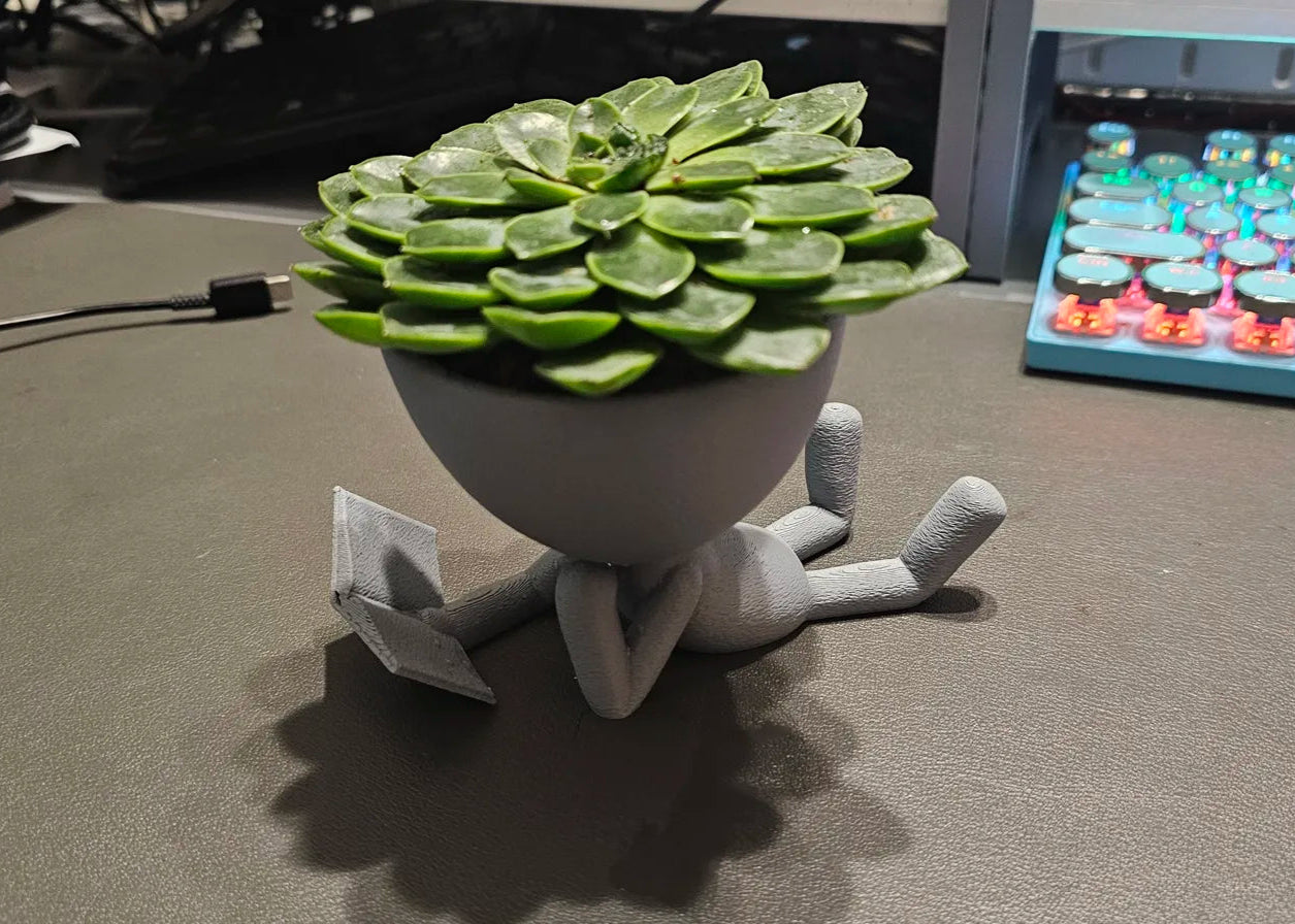 ChillBuddy Reading Planter