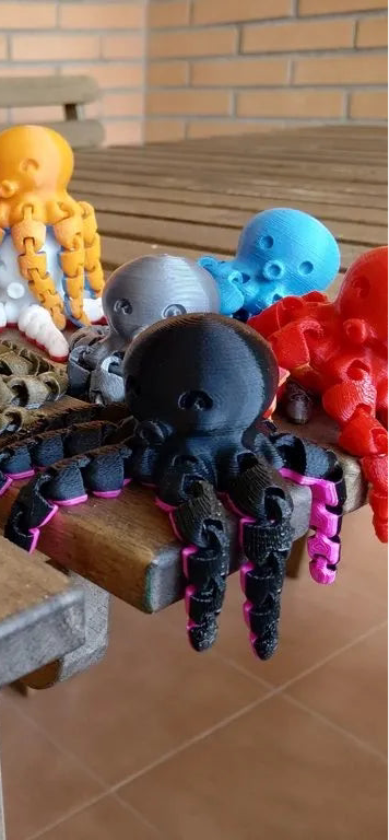 Octopus Articulated Keychain