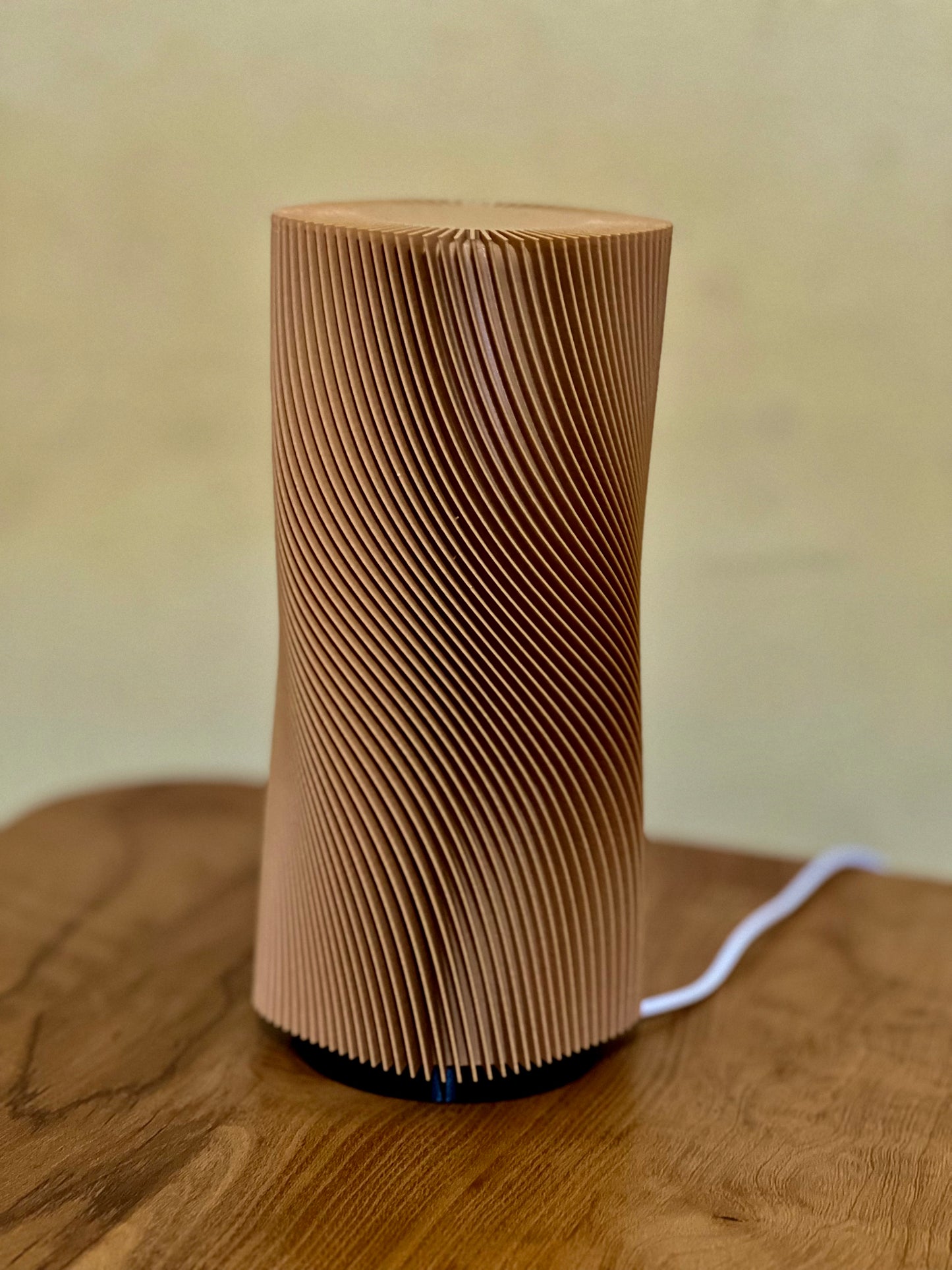 Elegant Spiral Night Lamp – Warm Glow for Modern Spaces