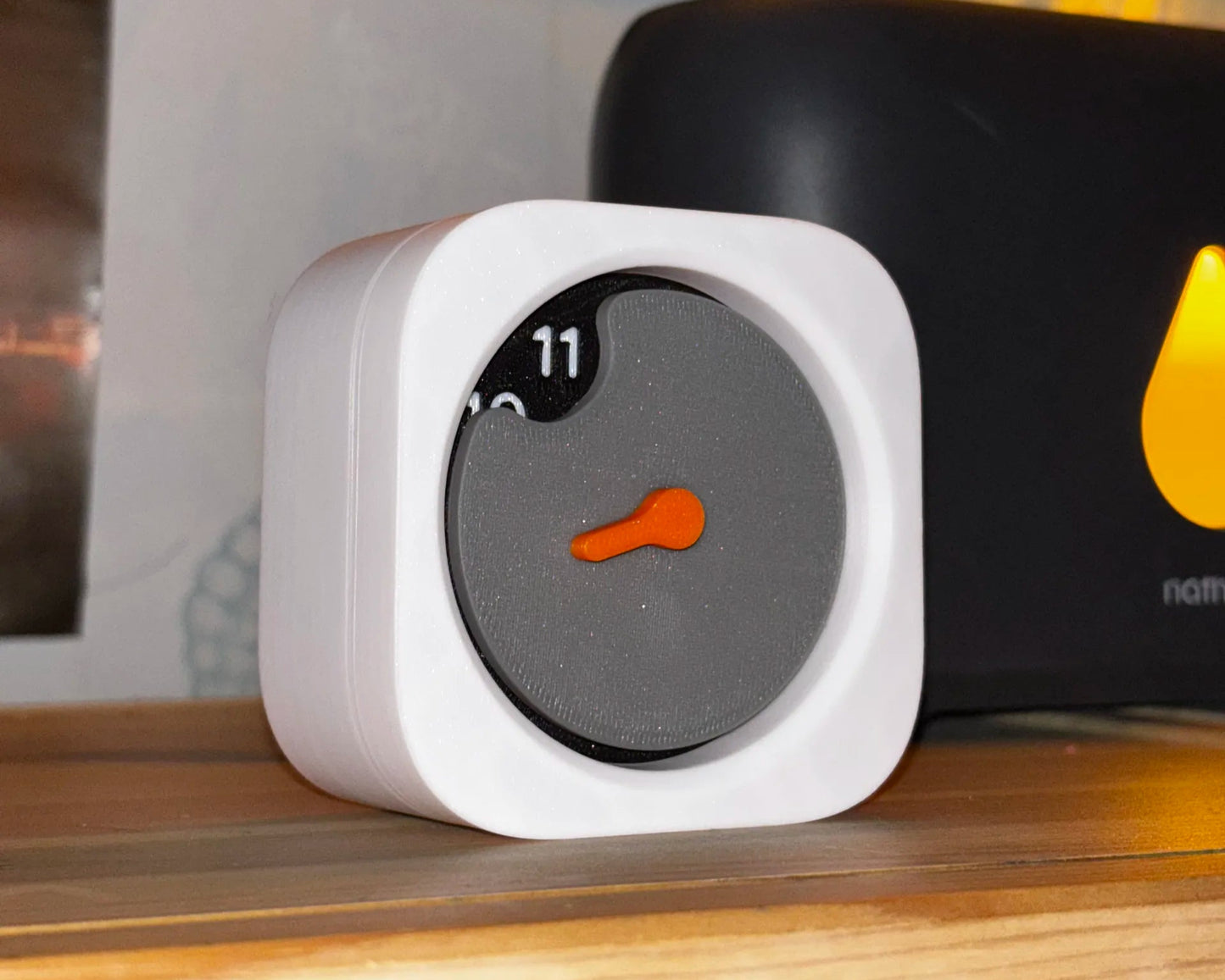 NeoMinimal Table Clock