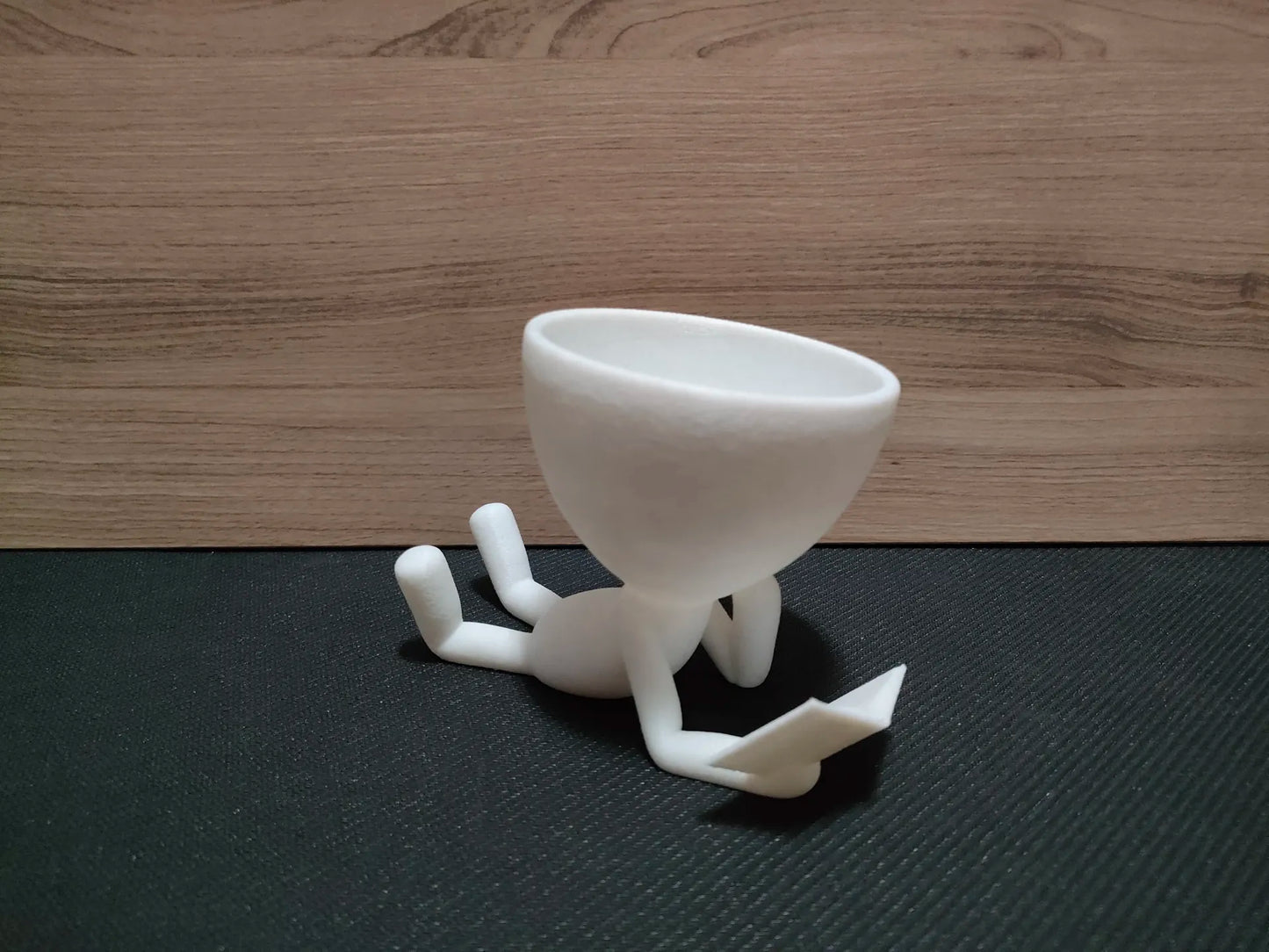 ChillBuddy Reading Planter