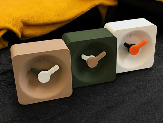 PopCube Desk Clock