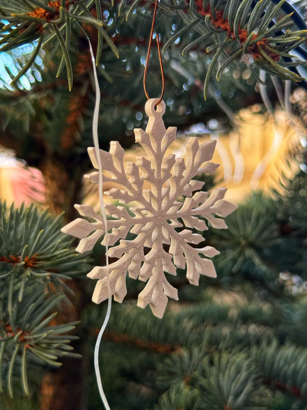 Snowflake Christmas Tree Ornaments (Set of 17) – Elegant 3D-Printed Decor