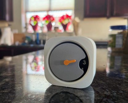 NeoMinimal Table Clock
