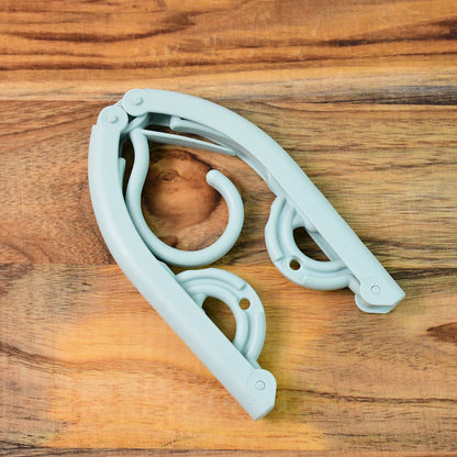 Travel Hangers Portable Folding Clothes Hangers (1 Pc)