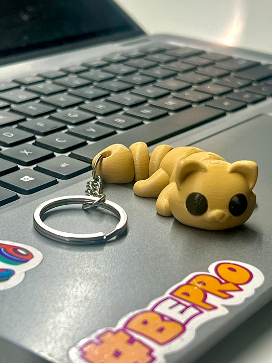Cute Kitten Keychain – Your Purr-fect Everyday Companion!