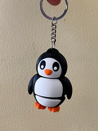Cute Penguin Articulated Keychain – Fun, Movable, and Adorably Collectible!