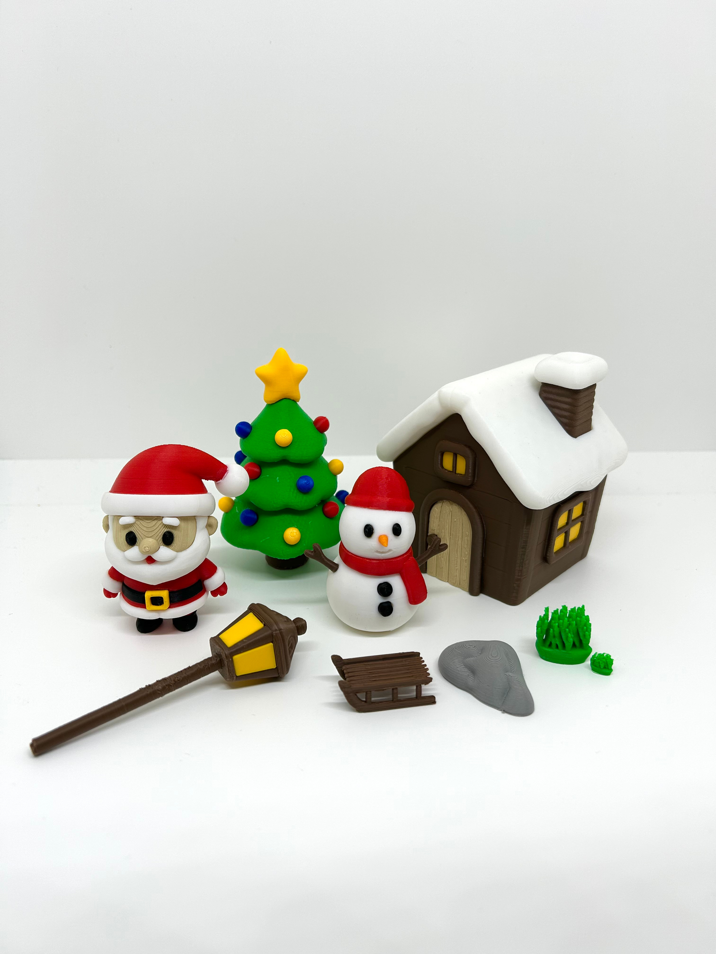 Santa’s Christmas Home – Festive Miniature Setup