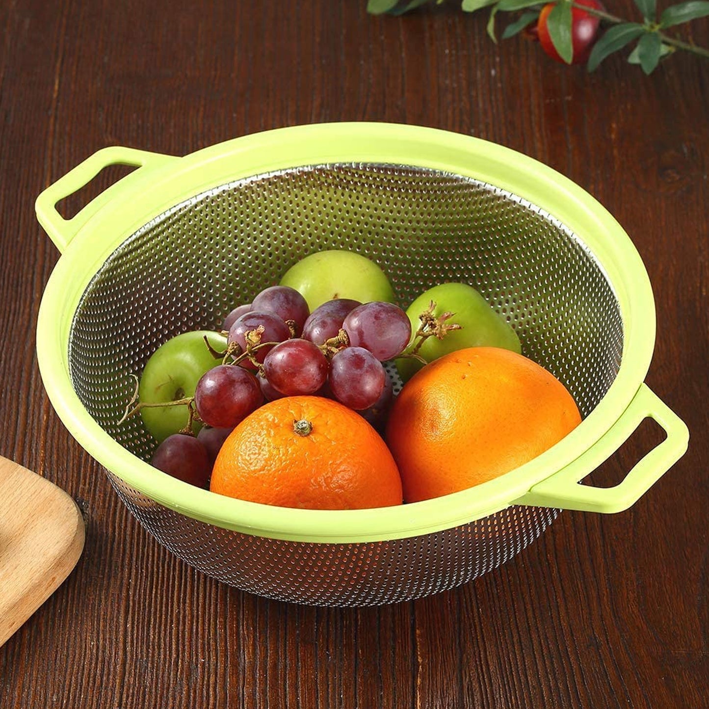 7147 Big Stainless Steel Colander With Handle Large Metal Mesh Basket Strainer For Pasta Spaghetti Berry Veggies Fruits  Kitchen Food Colander Dishwasher Safe (1 Pc )