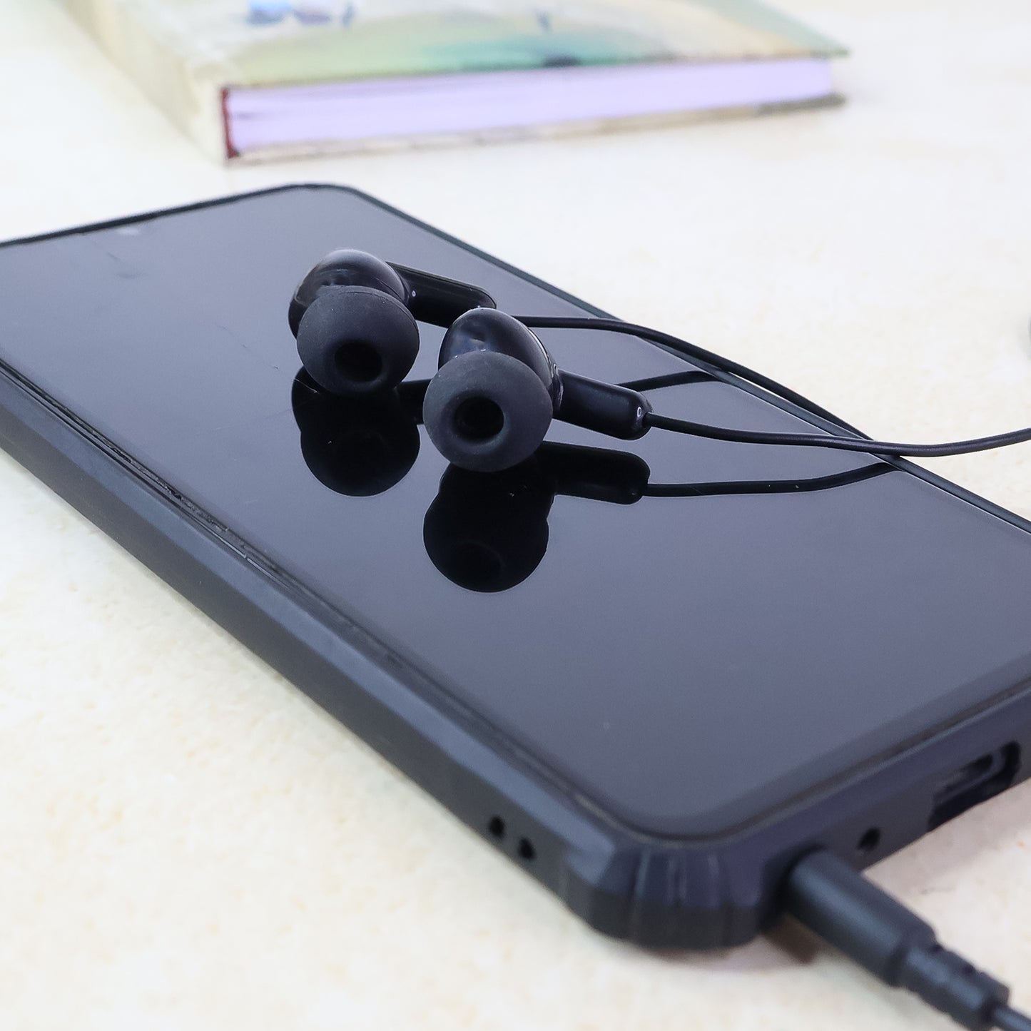 Premium Wired Stereo In-ear Earphones (1 Pc)