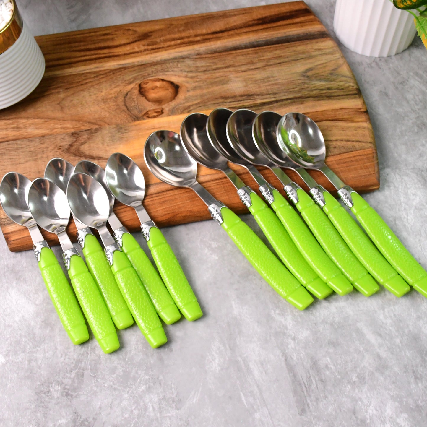 Supermom Premium Fancy Cutlery Set With Holder (24 Pc  Set)